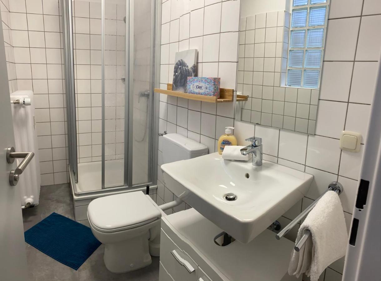 Gemuetliche Ferienwohnung Am Ringpark Würzburg Exterior foto